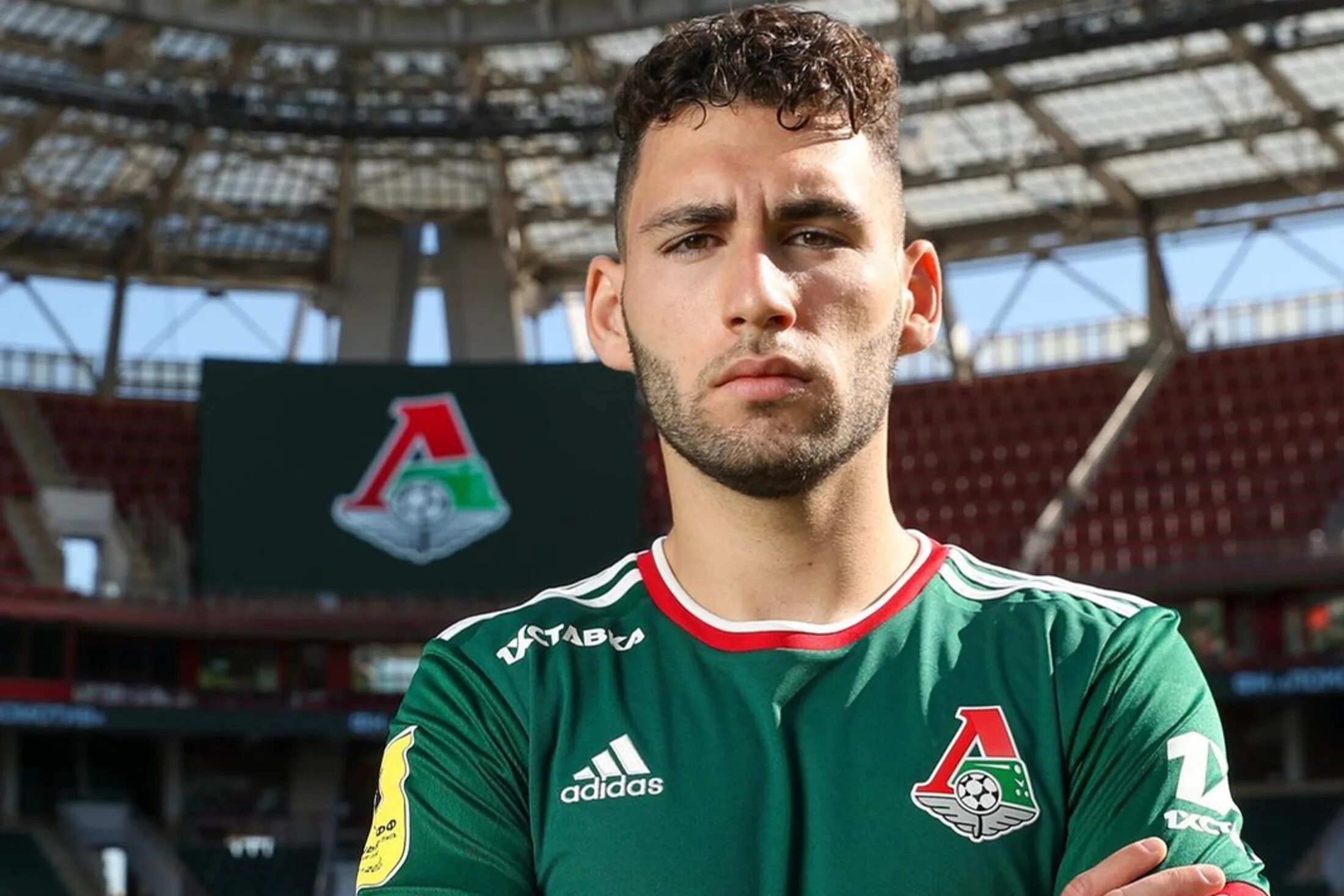 Наир тикнизян локомотив. Игрок цска тикнизян. Наир тикнизян футболист. Наир тикнизян цска. Тикнизян в сборной армении.