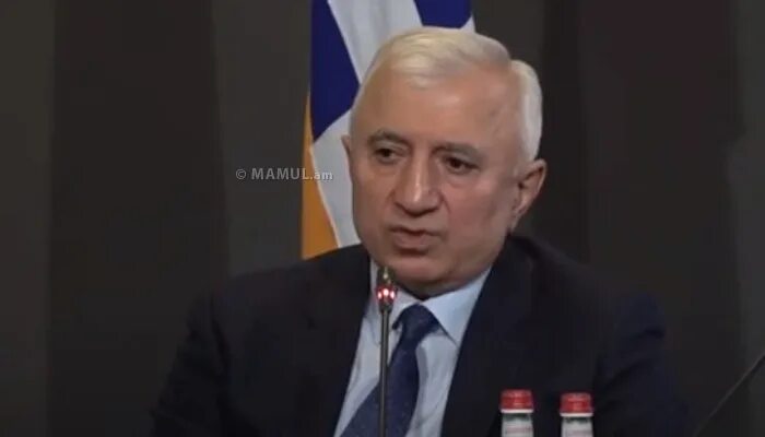 Армения политик. Армянский политик в москве.