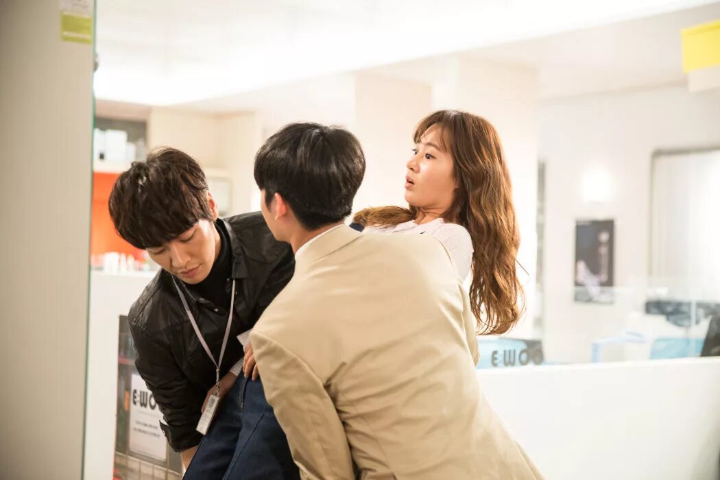 Дорамы 2023 парень и девушка. Дорамы 2023 парень и девушка. Дорамы 2023 корейские. Дорама business business proposal. Ан хё соп и ким се чжон.