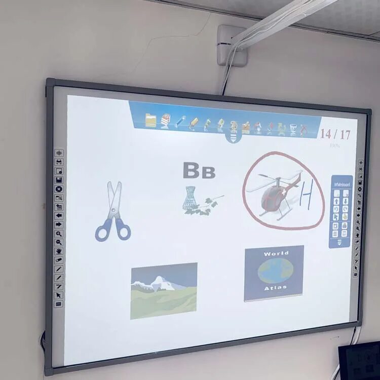 Интерактивная доска interwrite. Интерактивная доска interwrite board 1077. Интерактивная доска interwrite board 1007b. M600 smart пластиковое крепление интерактивной доски. Интерактивная доска interwrite.