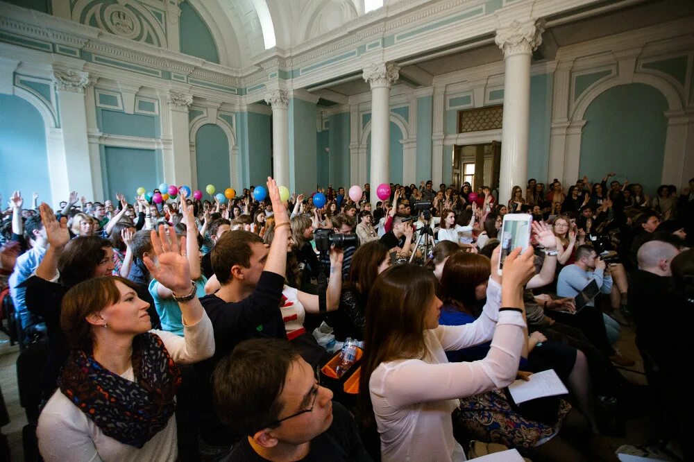 120 аудитория вгу журфак. журналистика московская. журналист москва. рудн филологический факультет внутри. университет журналистики в москве.