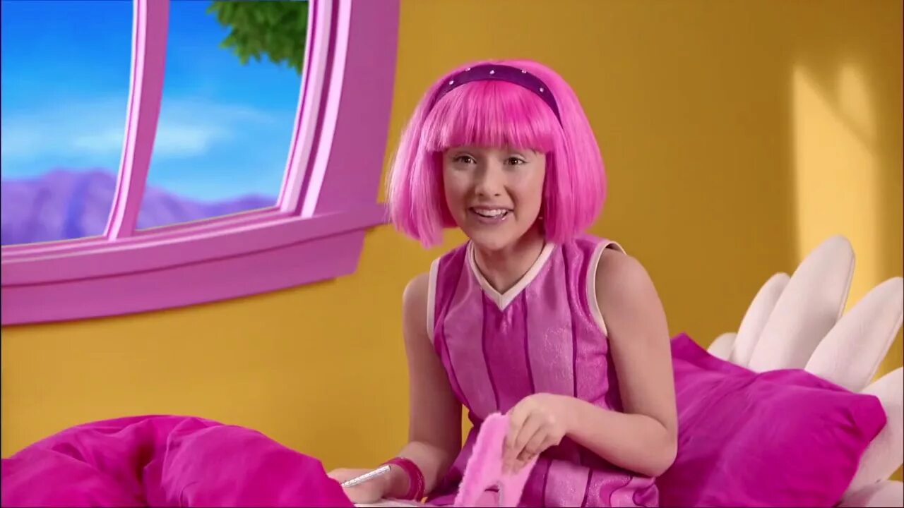 Включи lazy. Лентяево стефани. lazy town стефани. лентяево стефани 3 сезон. лентяево стефани 1.