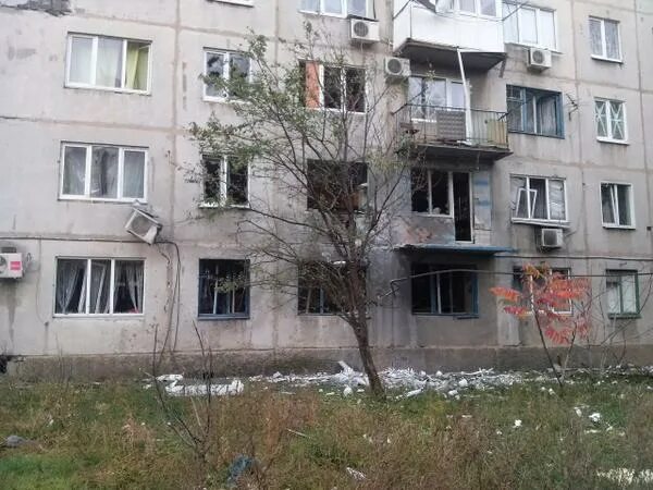Светлодарск днр. Красногоровка разрушения. Красногоровка донецкая сегодня показать. Красногоровка донецкая сегодня показать. Красногоровка сегодня новости последнего часа.