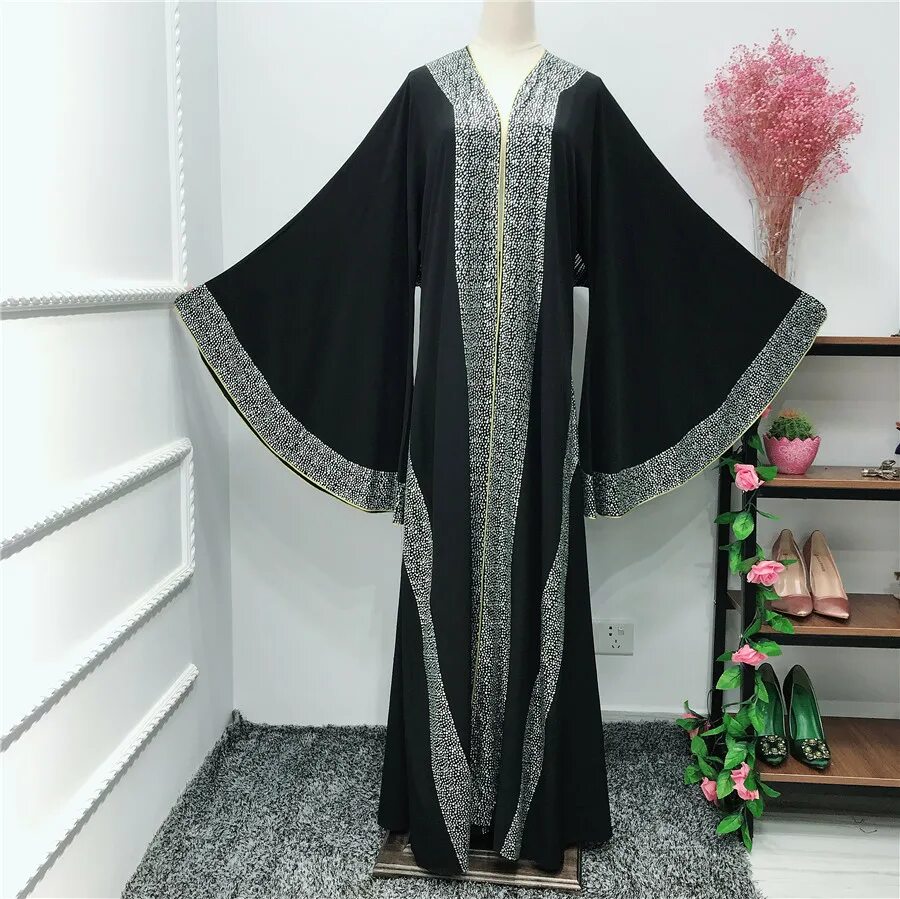 Абайя купить. "Абайя" ("Абая"). Абайя Дубайский 2022. Dubai Abaya женские платье. Абайя накидка.