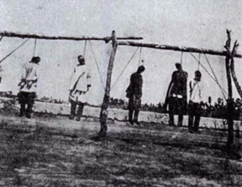 Геноцид в средней азии. Восстание в туркестане в 1916 году. восстание в средней азии 1916. туркестанская резня 1916. восстание казахов 1916.