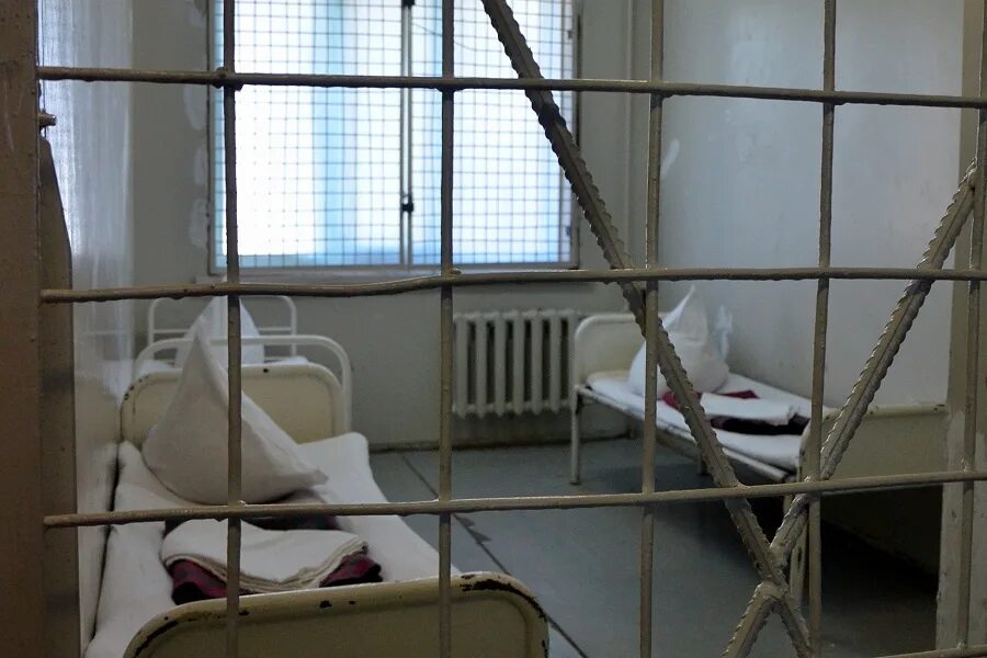 Психиатрическая больница стационар специализированного типа. Психиатрическая больница красноярск, стационар. наблюдательная палата в психиатрической больнице. психбольница тюремного типа.