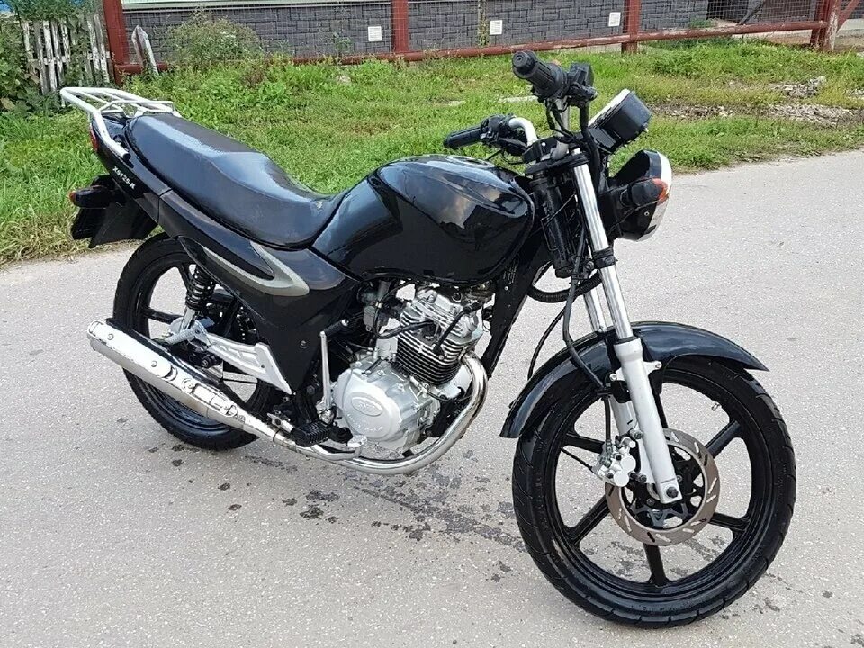 Sym xs 125 скутер. Мотоцикл sym xs 125 k. Sym 125xs - k мотоцикл xs 125. Sym xs 125. Мотоцикл sym xs 125.