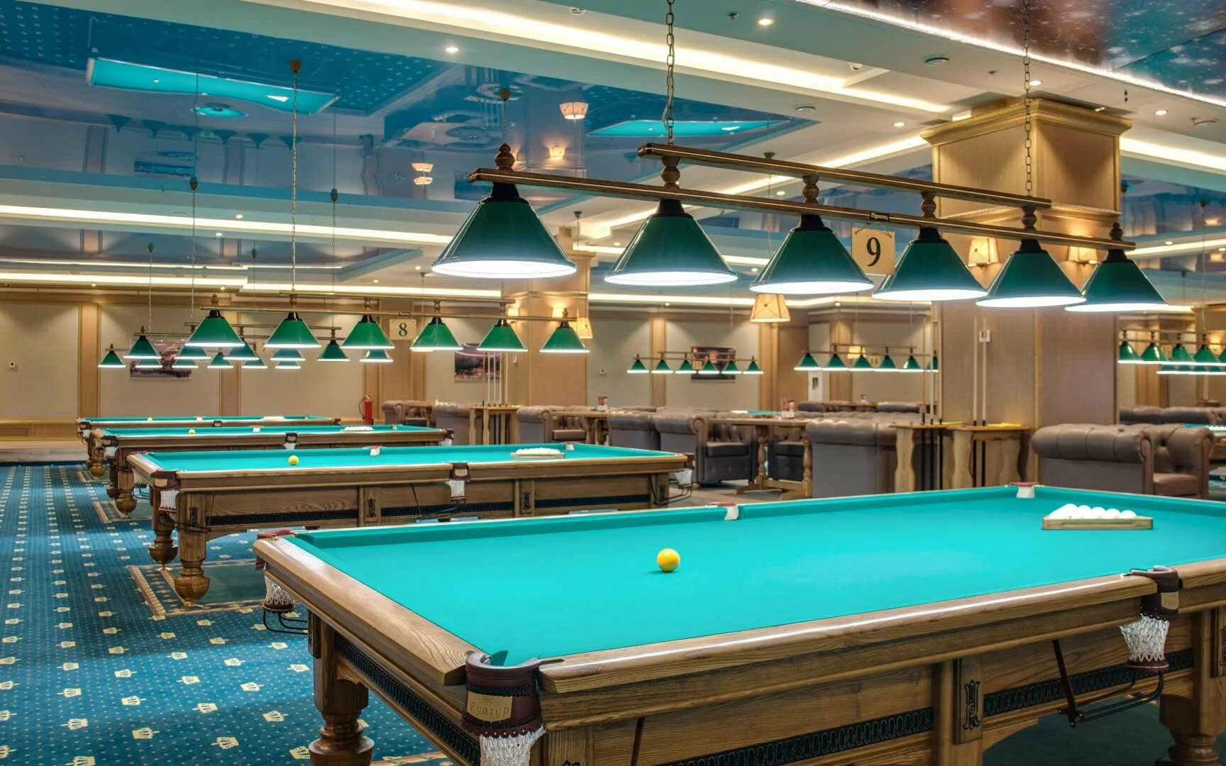 Американский пул бильярд. Француз бильярдный клуб новогиреево. Шато гранд биллиард. Русский бильярд москва. Биллиардный зал рио.