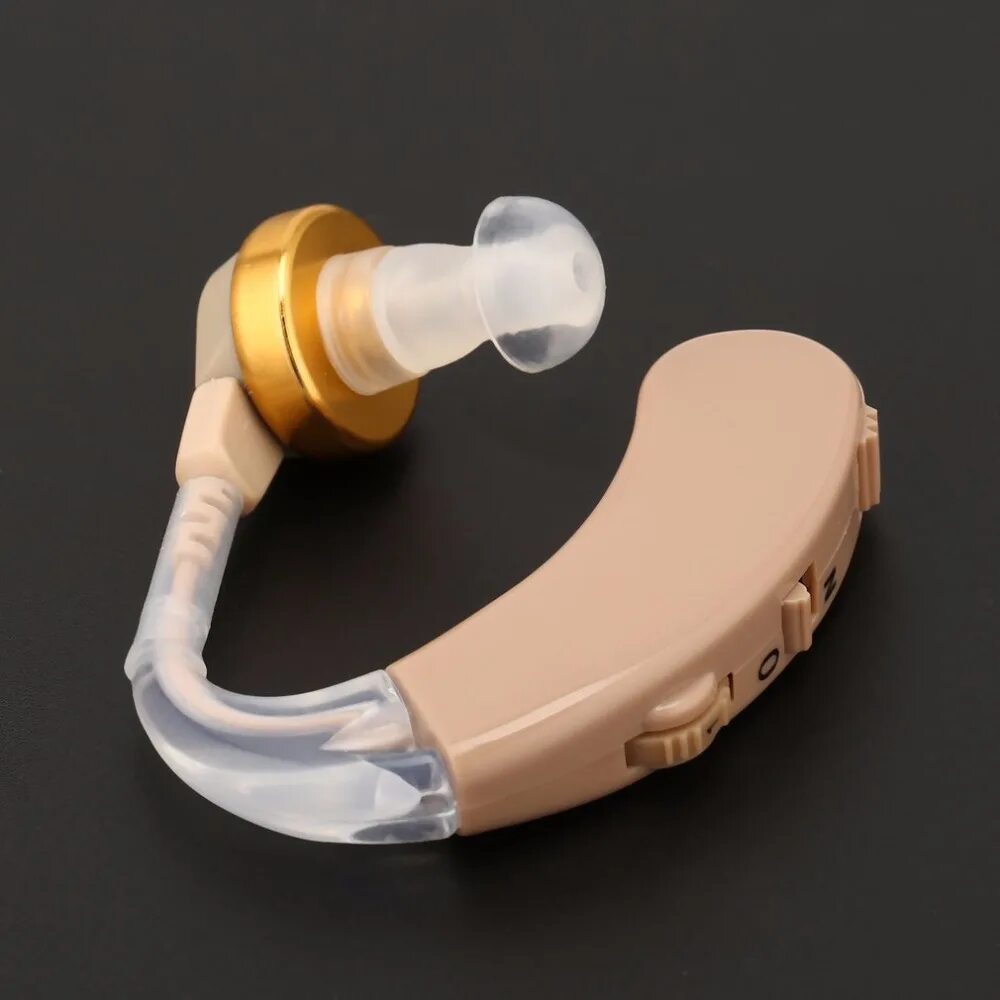 Слуховой аппарат маленький. Зарядка для слухового аппарата беспроводная 2021. Комплект слуховых аппаратов с принадлежностями. Аппарат звук. Усилитель слухового звука