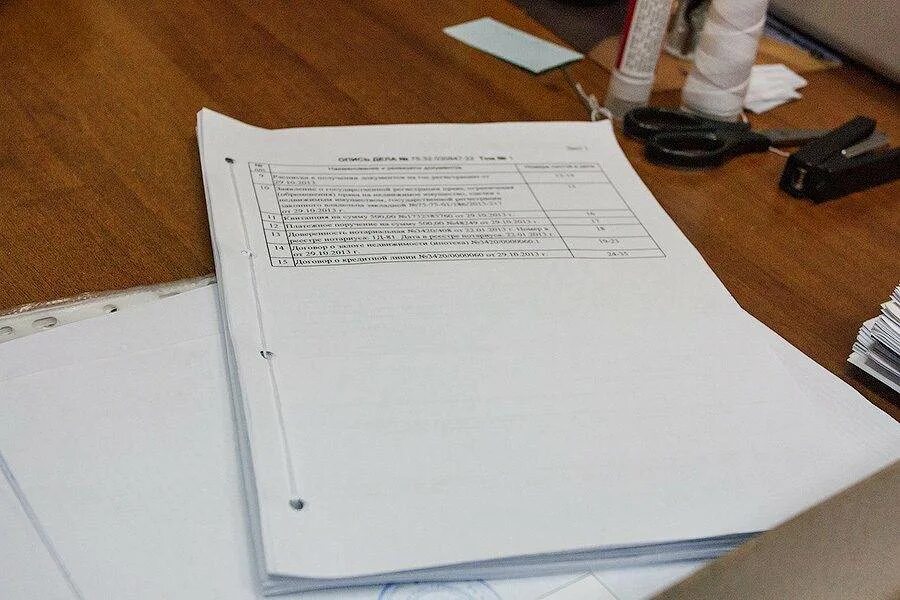 Как сшивать документы для архива. Схема сшивания документов на 4 отверстия. Как прошить архивные документы в 4 дырки. Подшивка на 4 дырки схема. Подшивка документов.