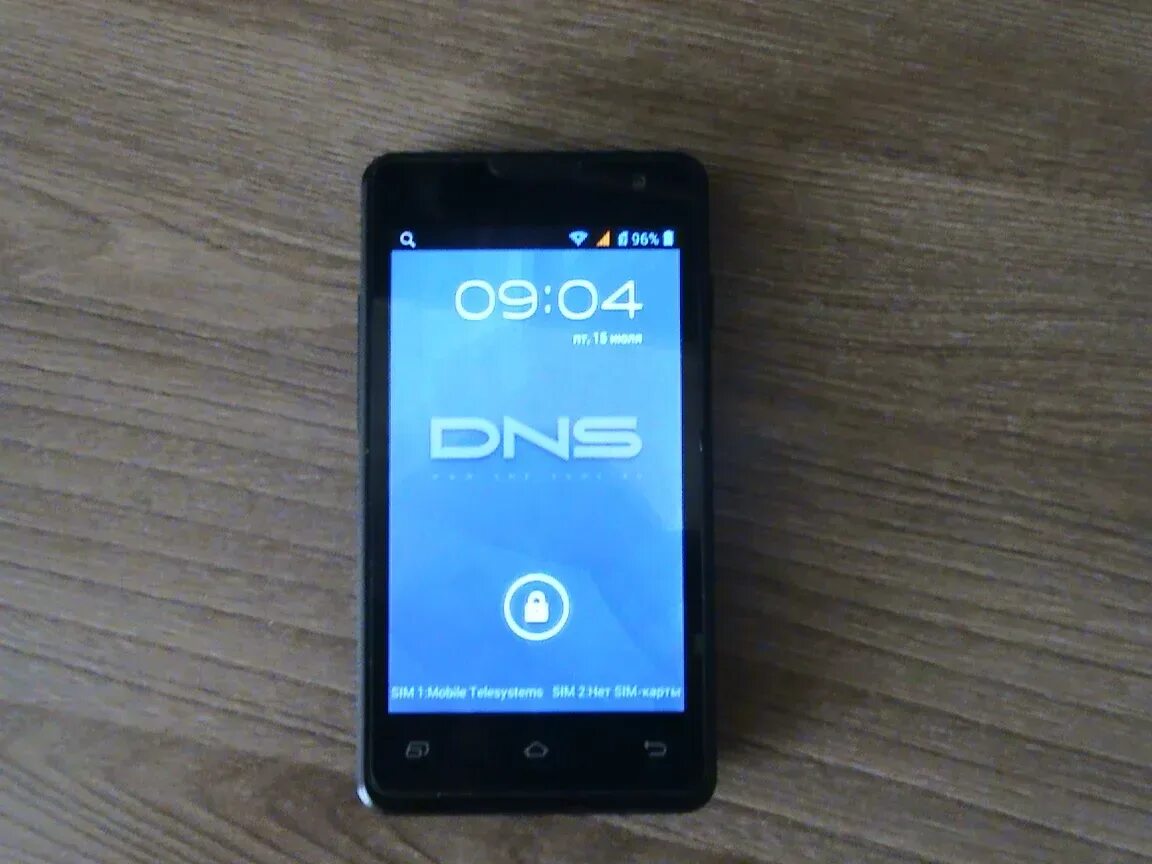Недорогие телефоны в днс. DNS s4003. Смартфон DNS 7000. Смартфон DNS s4503q розовый. Смартфон от DNS.