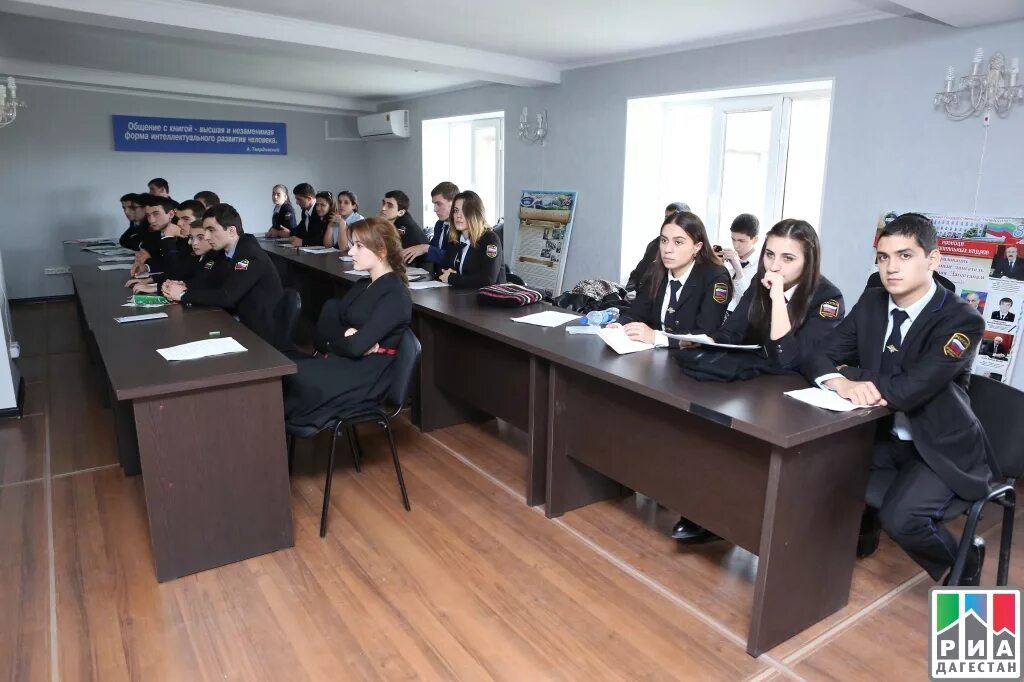 Кэип дербент преподаватели. Дгту дербент. Дгу дербент юридический факультет. Колледж мчс в дербенте. Сельхозтехникум дербент специальности.