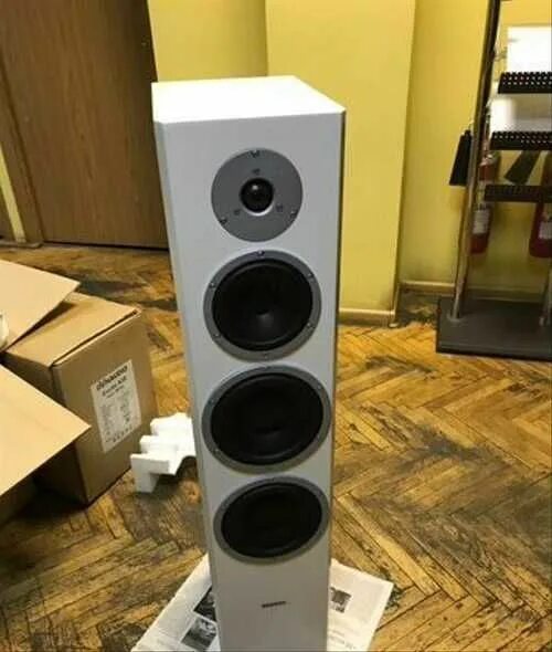 Dynaudio x38. Dynaudio excite x32. Dynaudio excite Vibration. Dynaudio excite x14a вид спереди. Excite x cross 7