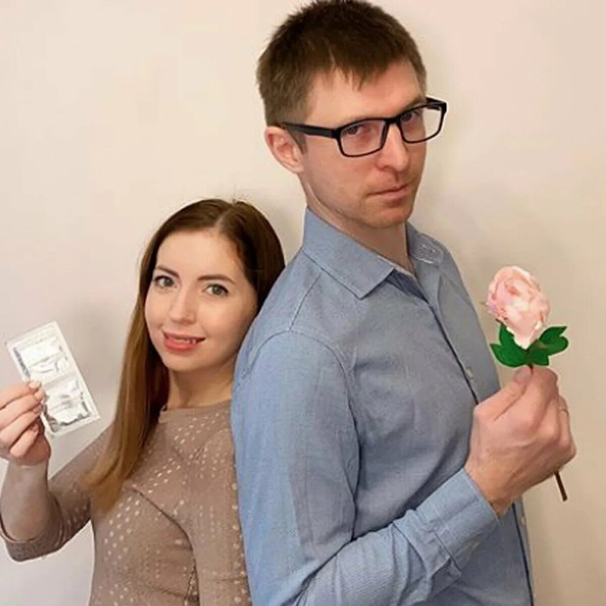 Диденко блоггер. Катерина диденко. катя диденко сухой лед. юра и катя диденко.