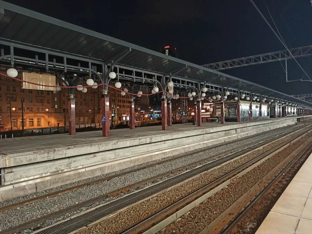 Станция площадь трех вокзалов мцд. Московский вокзал фото 2022. Реконструкция тпу каланчевская. Мцд электрички. Платформа каланчевская.