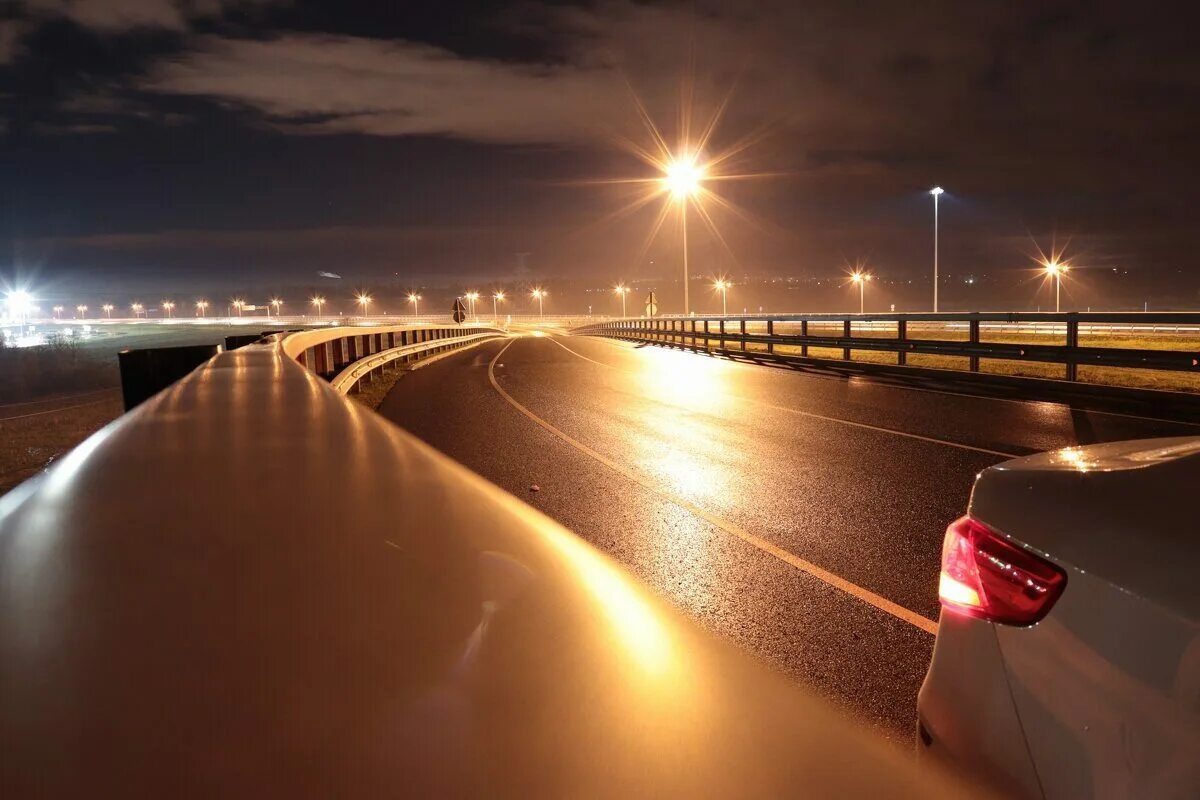 Дорога вечером. Ночное шоссе. Трасса ночью. Ночное шоссе. Ночная дорога.