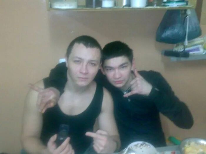 Познакомиться с зеком. Зэки знакомятся с парнями. Познакомиться с зеком. Познакомиться с зеком. Познакомиться с зеком.