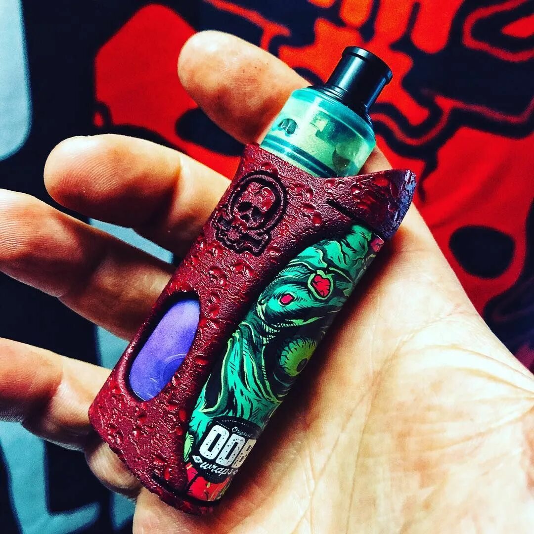 Uwell nunchaku 2. Веип электронная сигарета. Пит вейп. Вейп 12к. Смок большой вейп.