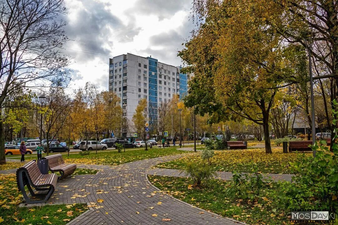 Лианозово Алтуфьево ул. Абрамцевская. Лианозово район Абрамцевская улица. Парк Алтуфьево Москва. Парк в Алтуфьево Лианозово.