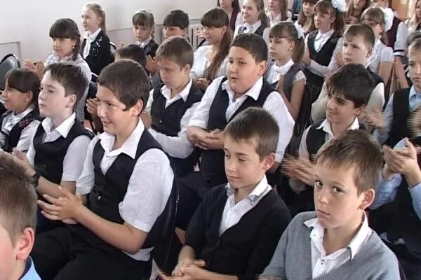 Школа 18 города армавира. 18 школа армавир. Школа 7 армавир. Школа 18 города армавира. Сайт сош 18 армавир.