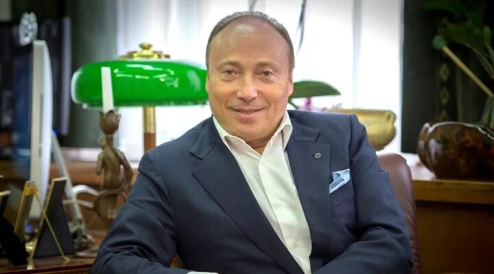 Аминов вячеслав маркович новая жена фото У президента Федерации пятиборья России похитили $600 тыс. Новости Известия 13.0
