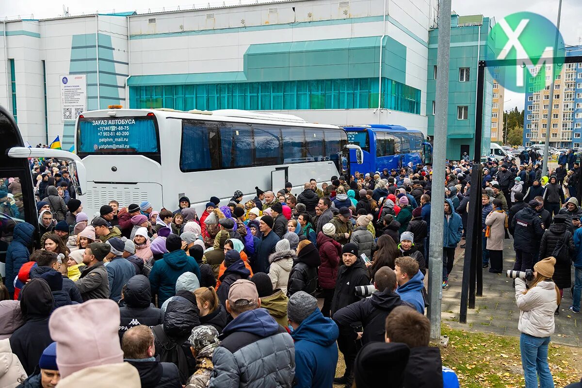 Мобилизованные Ханты-Мансийск. Общественный транспорт Ханты-Мансийск. Мобилизованные из Ханты-Мансийска. Автовокзал Ханты-Мансийск.