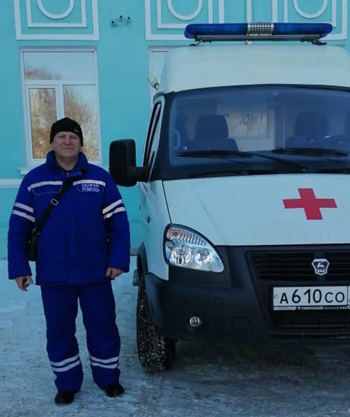 Водитель скорой помощи вакансии. Водитель санитарного автомобиля. Водитель скорой помощи вакансия московская область. Водитель скорой помощи вакансия московская область. Фото водителя скорой помощи.