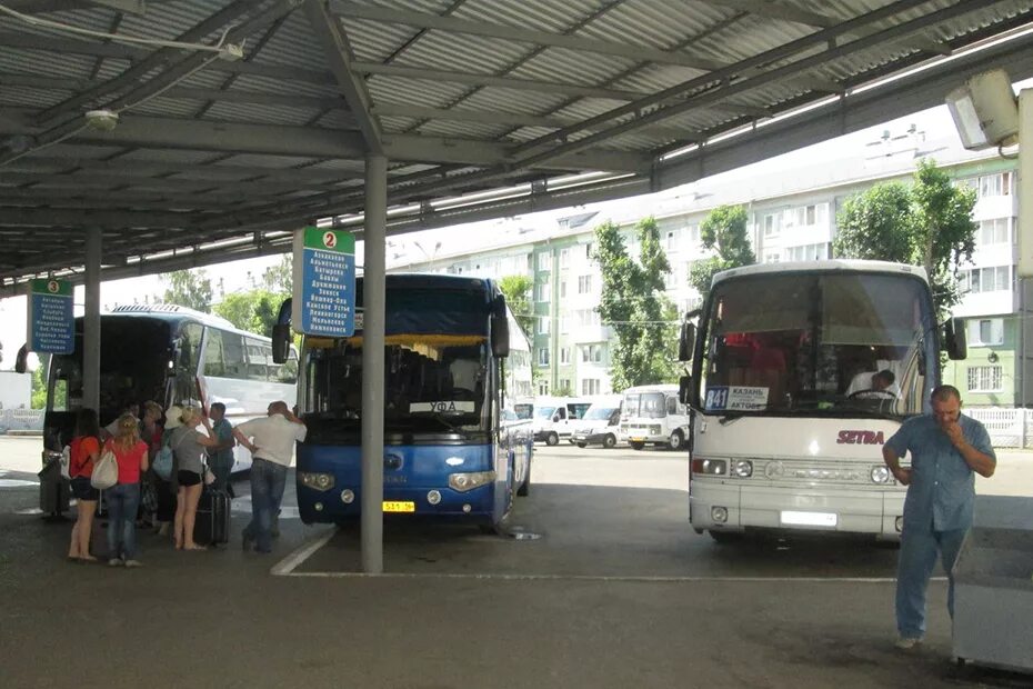 Номер автобуса в южный. Казанский Центральный автовокзал. Автовокзал столичный Казань. Автовокзал Центральный Казань автобусы. Автовокзал столичны казан.