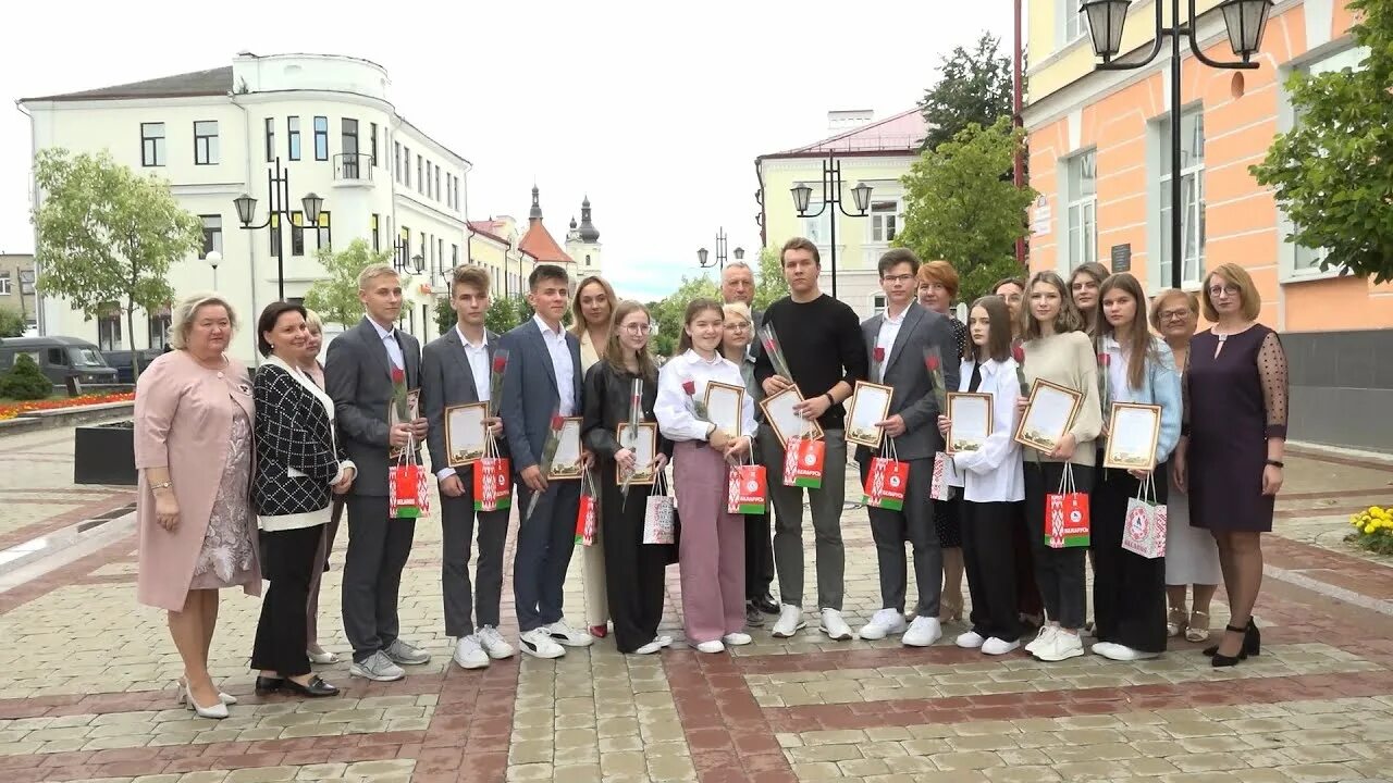 Трк пинск. Пинская неделя. Пинская неделя. Пинской. Аудитория в колледже.