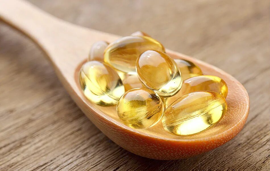 Omega 3. Рыбий жир. Рыбий жир в ложке. Омега 3 жиры.