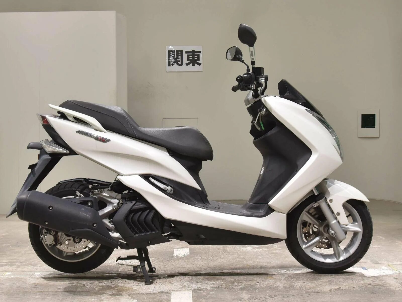 Yamaha aerox. Yamaha 155 скутер. Скутер ямаха nmax 155. Yamaha aerox 155 2021. Макси скутер желтый.