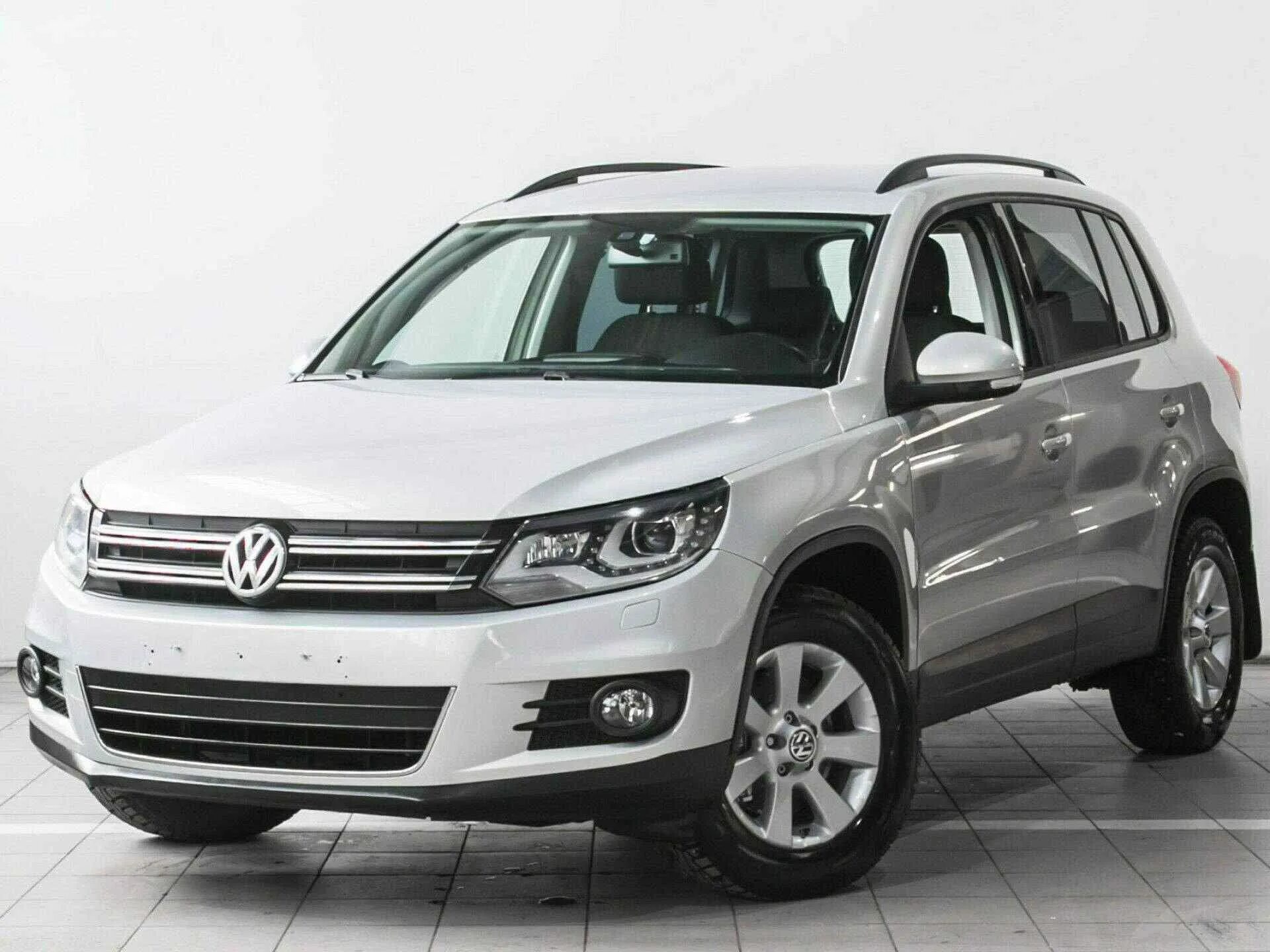 Tiguan 2013. Tiguan 2013 2.0 TSI. Фольксваген Тигуан 2013. Тигуан 2.0 TSI 170 Л.С. Volkswagen tiguan 2.0 tsi