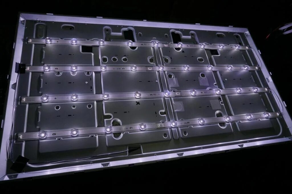 Led подсветка для lg 39lb630. Led подсветка для lg 32lv761h. Тв lg 32lb565v. Lc430due-fkm3 подсветка. Подсветка лед lg 42 tv.