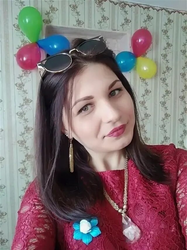Юдины выселки состояли из шести низеньких. Юдины выселки состояли из шести низеньких