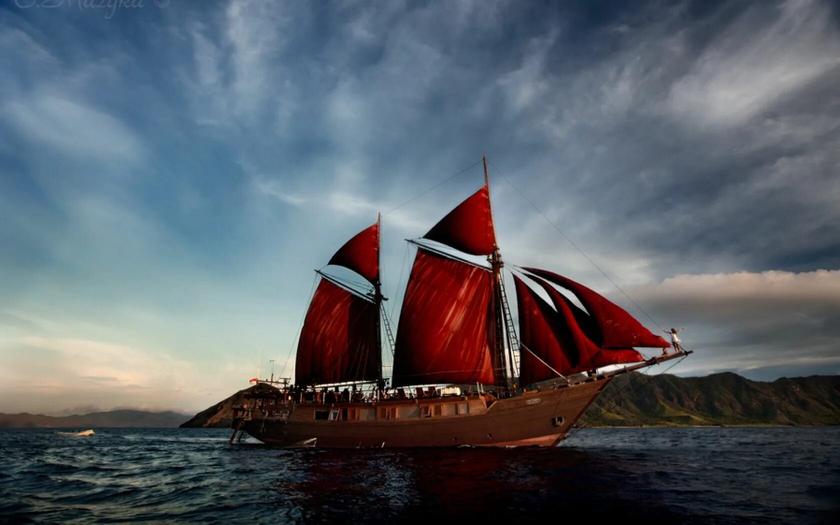 Sail слушать. Пиратский корабль с алыми парусами. Five seasons - white sails. Sail слушать. Sail слушать.