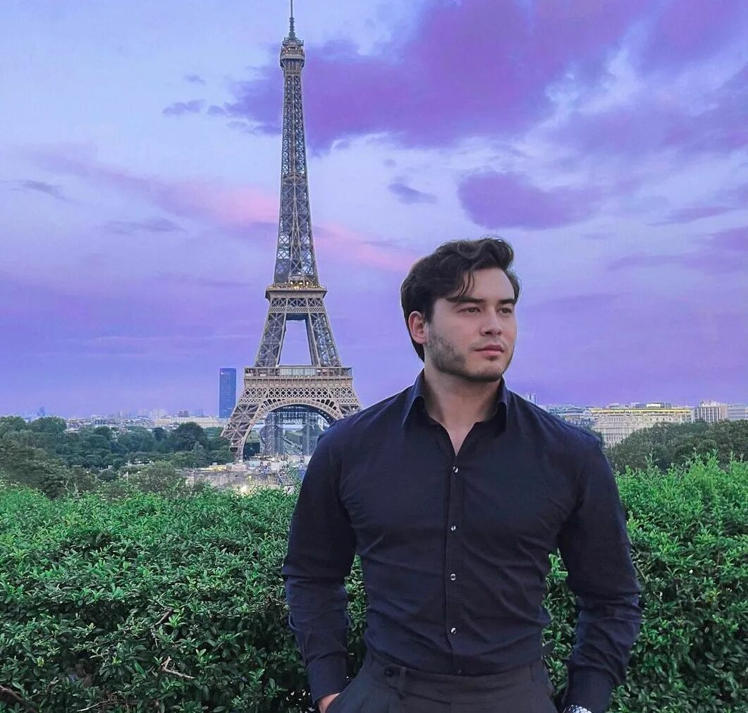 Шоу холостяк димаш адилет. Шоу холостяк димаш. Димаш адилет холостяк. Холостяк казахстан. Холостяк из казахстана.