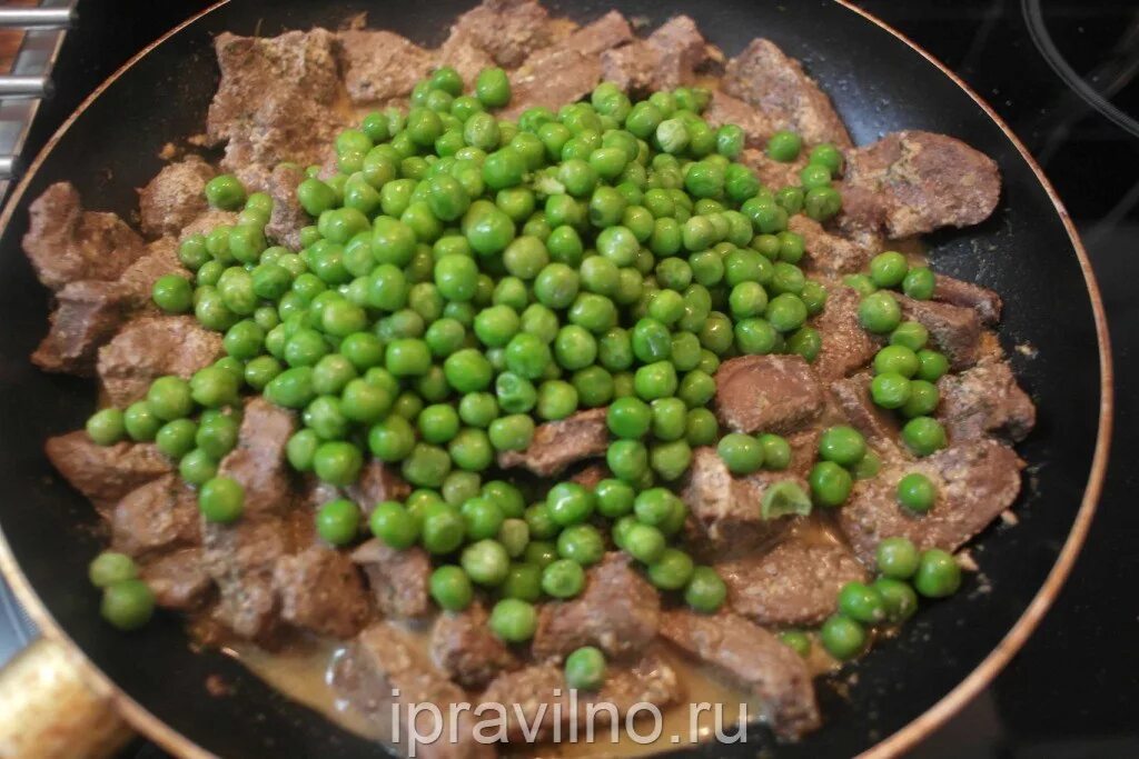 говядина зеленый горошек. говядина зеленый горошек. тушенка с зеленым горошком. говядина с зеленым горошком. говядина тушеная с зеленым горошком.