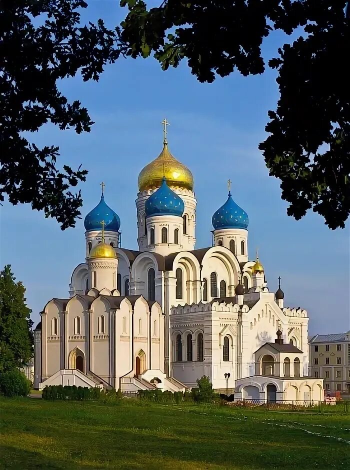 Угреша нетворк дзержинский. Преображенский храм николо угрешского монастыря. дзержинский монастырь николо угрешский.