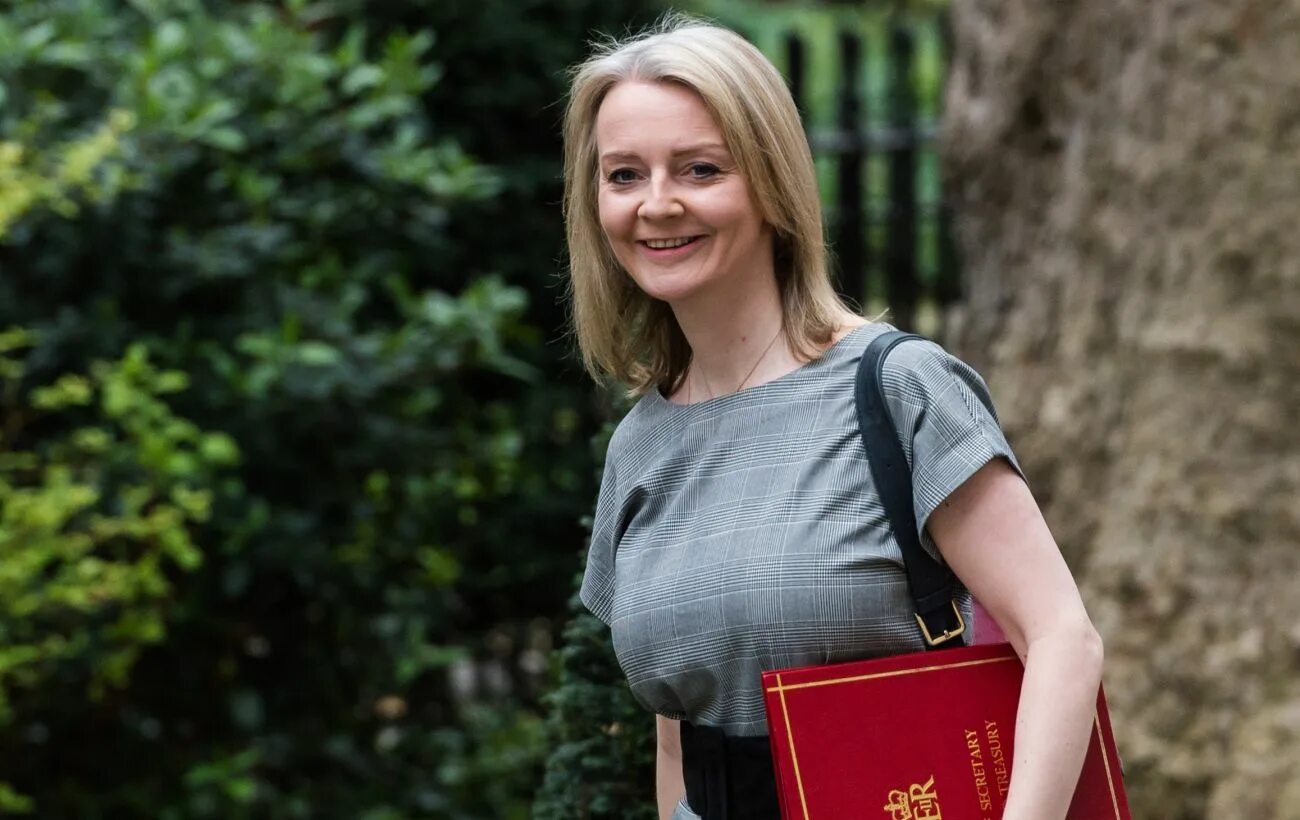 Как правильно лиз. Elizabeth mary &quot;liz&quot; truss. лиз трасс (elizabeth mary «liz» truss).