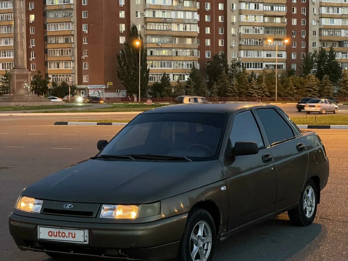 Серебристо бежевый ваз 2110 2006. Ваз 2110 камышин. Ваз 2110 фиолетовая 2001. Цвет сириус ваз 2110. Ваз 2110 черный сбоку.