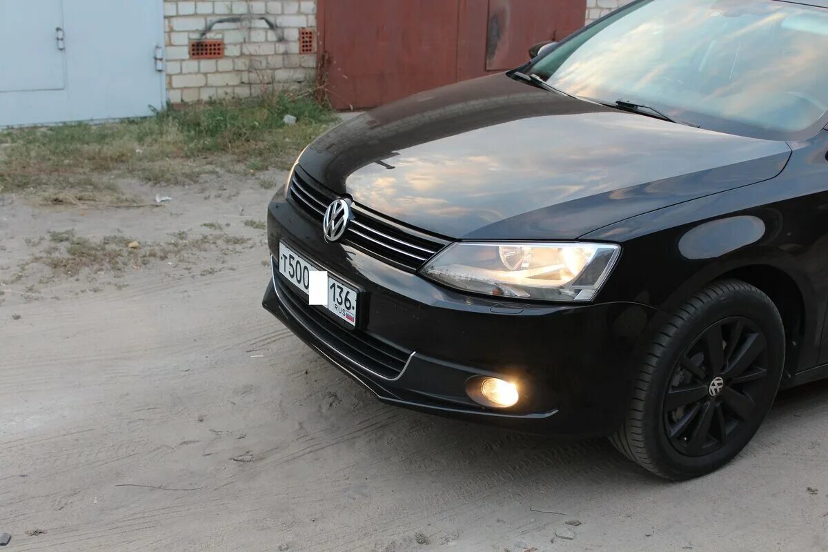 Фольксваген Джетта 2013 черная. Джетта 6 черная. Volkswagen Jetta 2013 чёрный. Фольксваген Джетта 6 черная. Пассат черный дым