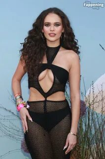 Madison Pettis Looks Hot at the 2023 REVOLVE Festival (22 New Photos) .