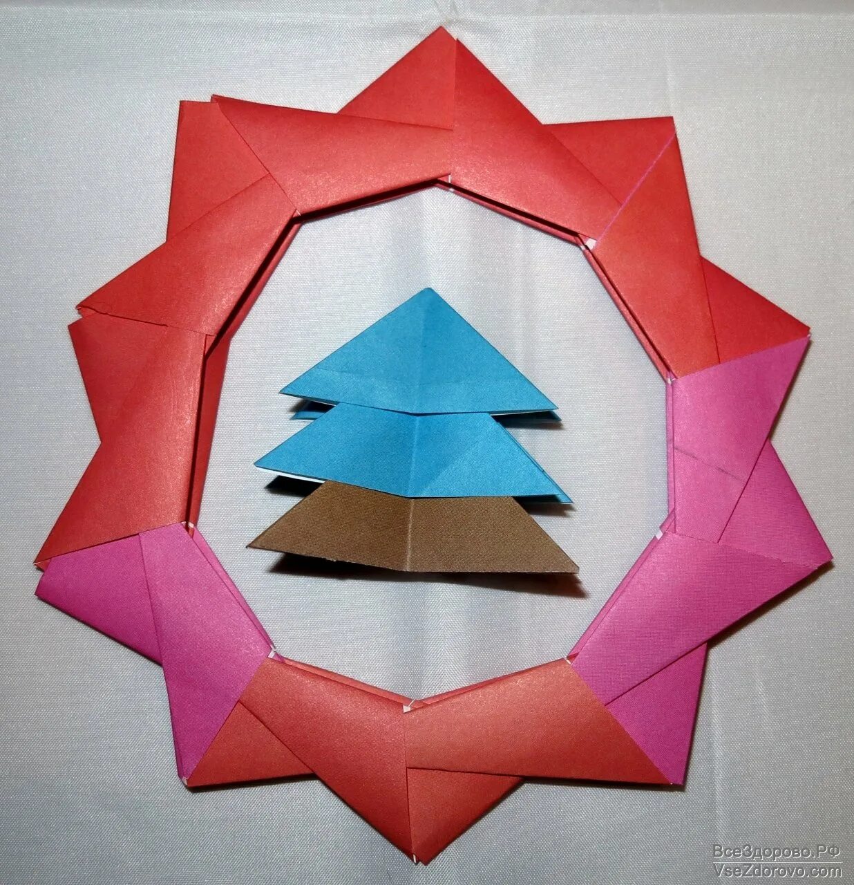 Рамка для фотографий оригами, Frames for photos of origami (Leyla Torres) - YouT