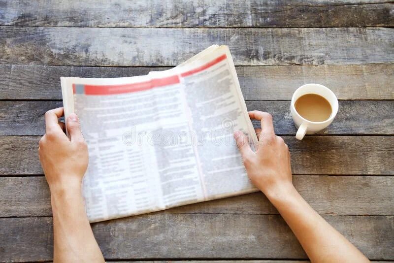 Стоковые фото читающих людей газеты. My daily routine for students. Daily life. Руки держат газету. Habits and routines.