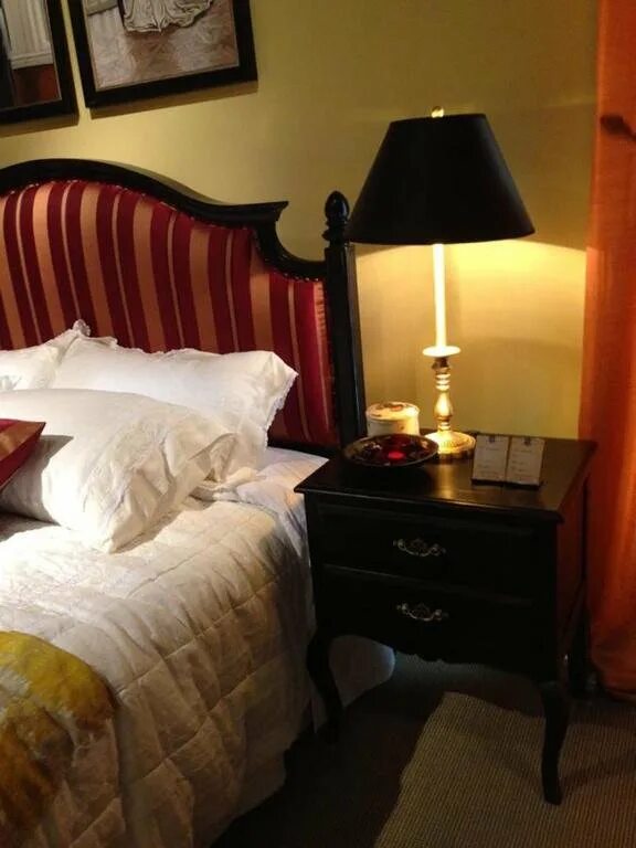 Отель пушкин. Отель пушкин настасьинский переулок. Апарт отель симферополь. Отель pushkin 4*. Гостиница пушкина 4.