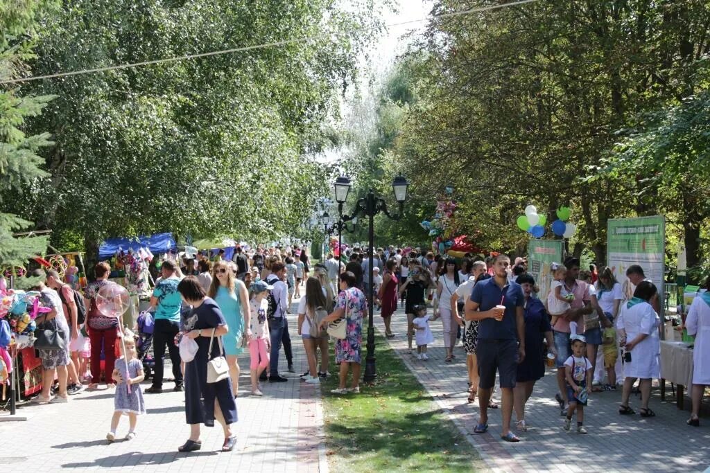 Казань население. Православные беседы картинка. Асеевка день города. Алексеевка население 2024. Население алексеевское.