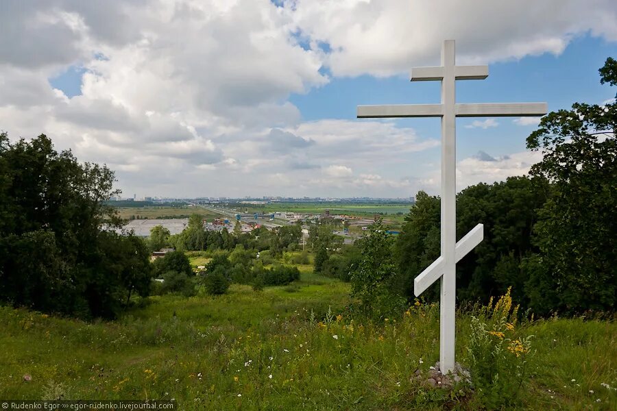Пулковская гора в спб. Питер с пулковских высот. Гора пулковская обсерватория. Пулковские высоты. Пулковские высоты санкт-петербург.
