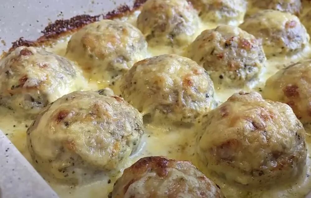 котлеты в форме ежика. мясные ежики с вермишелью. как приготовить ежики. мясные ежики. ёжики с рисом и фаршем в духовке.