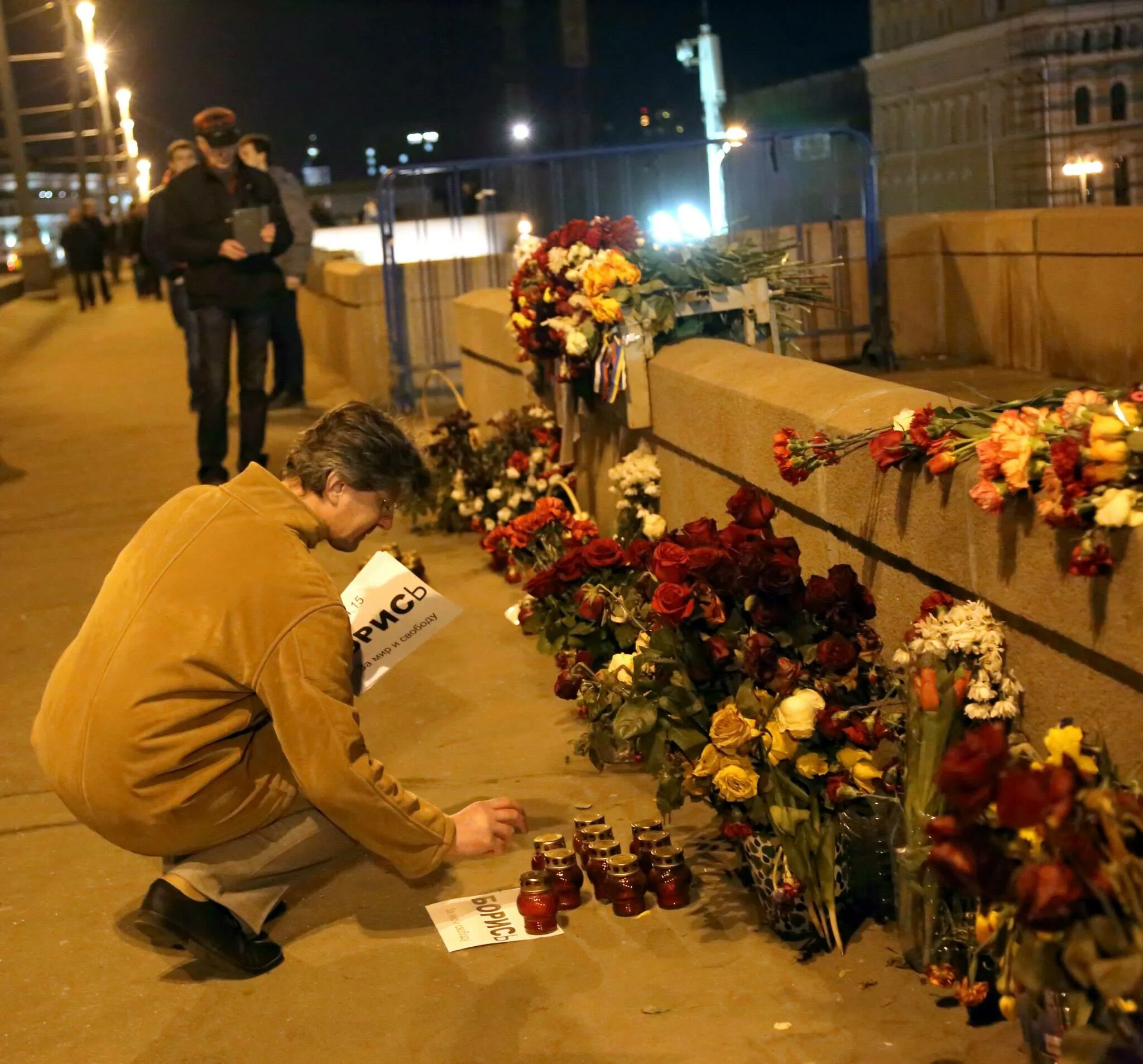 лев рубинштейн где похоронен. николай рубинштейн пианист. александр скрябин могила. надгробие римского-корсакова александро-невская лавра. похороны бориса немцова.