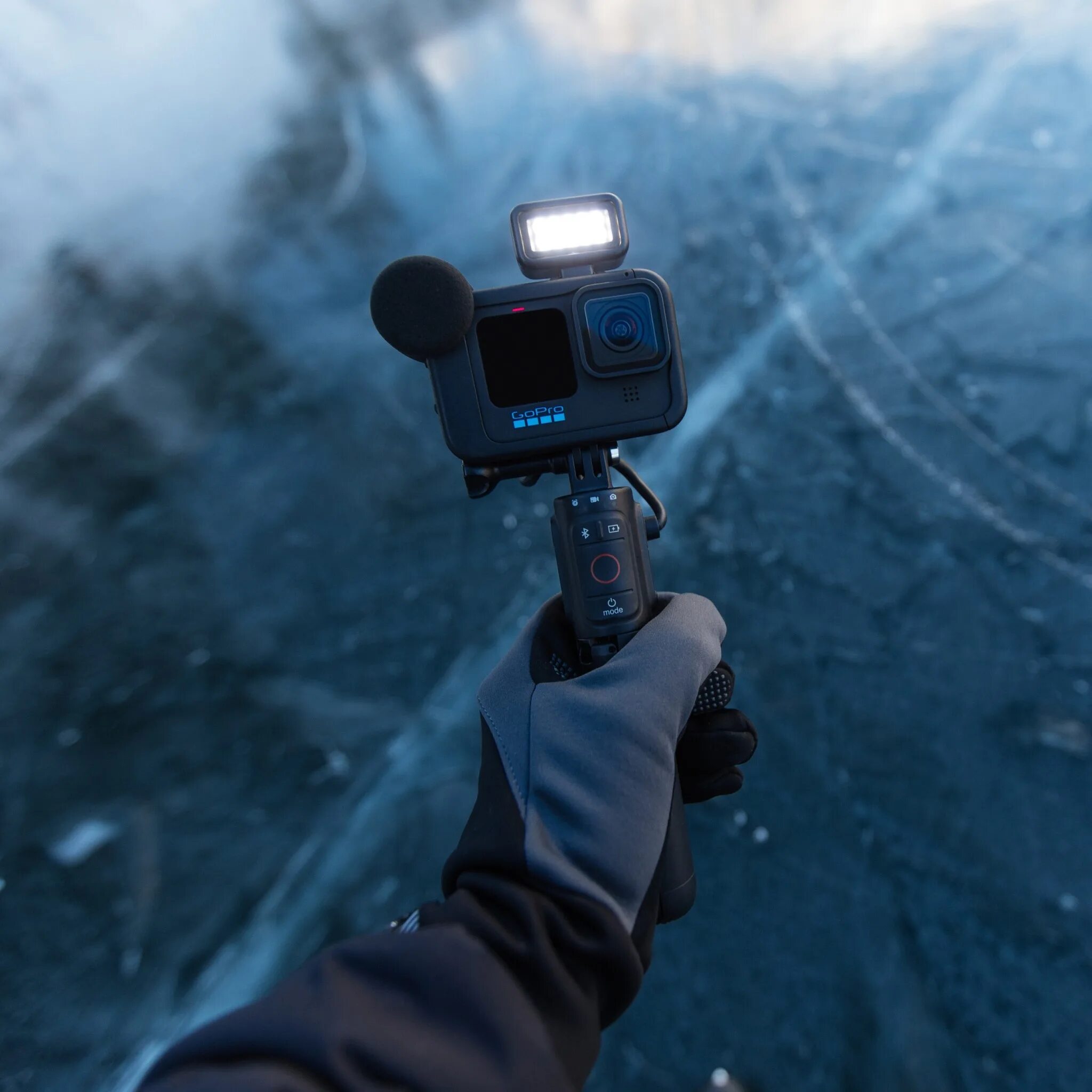 Go pro модели. Gopro hero 11 black. gopro hero 11 creator edition. гопро 11 мини. экшн-камера gopro hero11 black creative edition (chdfb-111-eu).